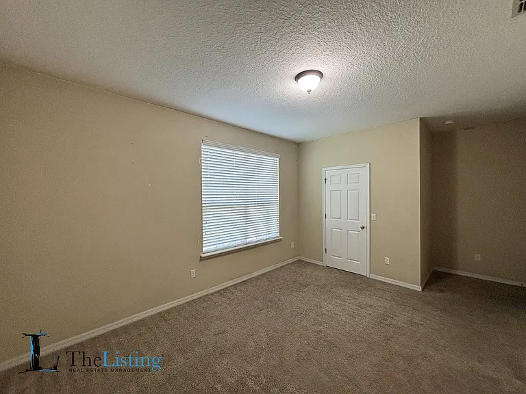 3795 Marietta Way — Photo 17