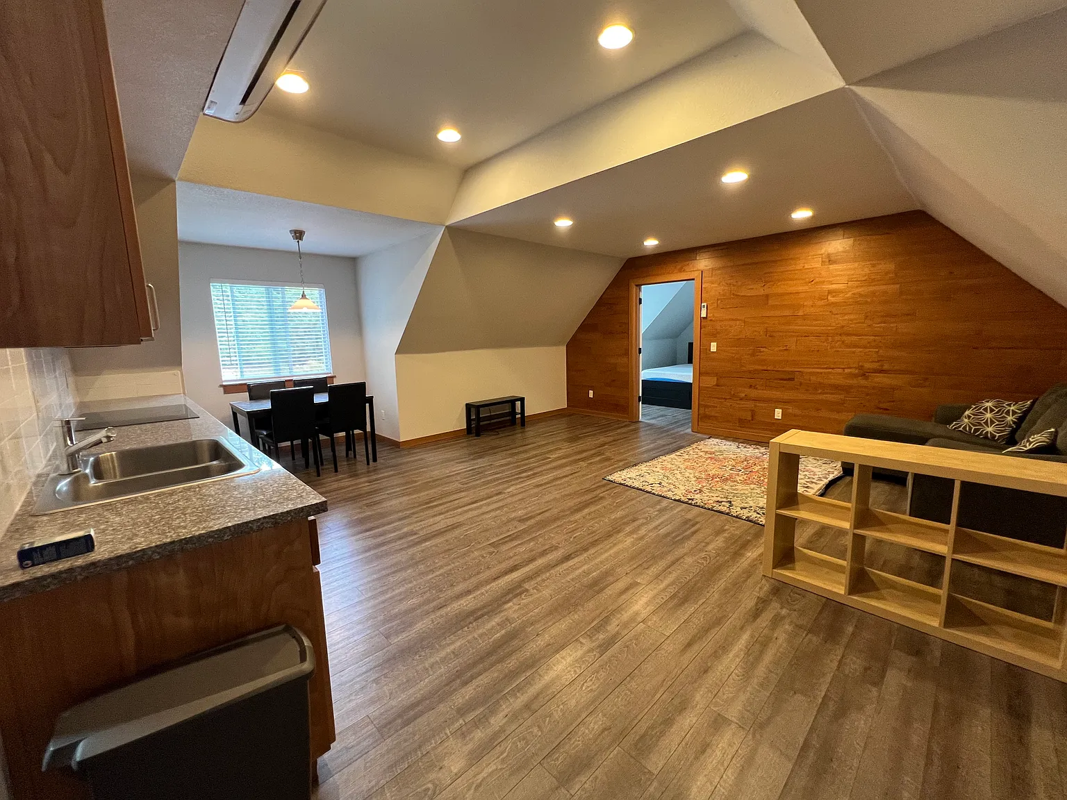 1 bed, 800 sqft, $1,800 — Photo 3