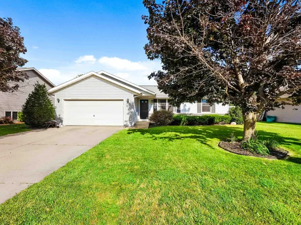 3221 Aurora Ln, Janesville, WI 53548