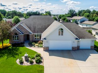 3266 Sitka St, Green Bay, WI 54311