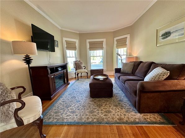 136 W 5th St, Corning, NY 14830