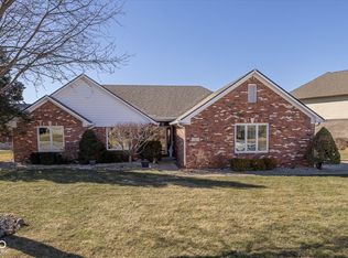 5211 Summerfield Xing, Greenwood, IN 46143