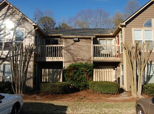 3213 Canyon Point Cir, Roswell, GA 30076