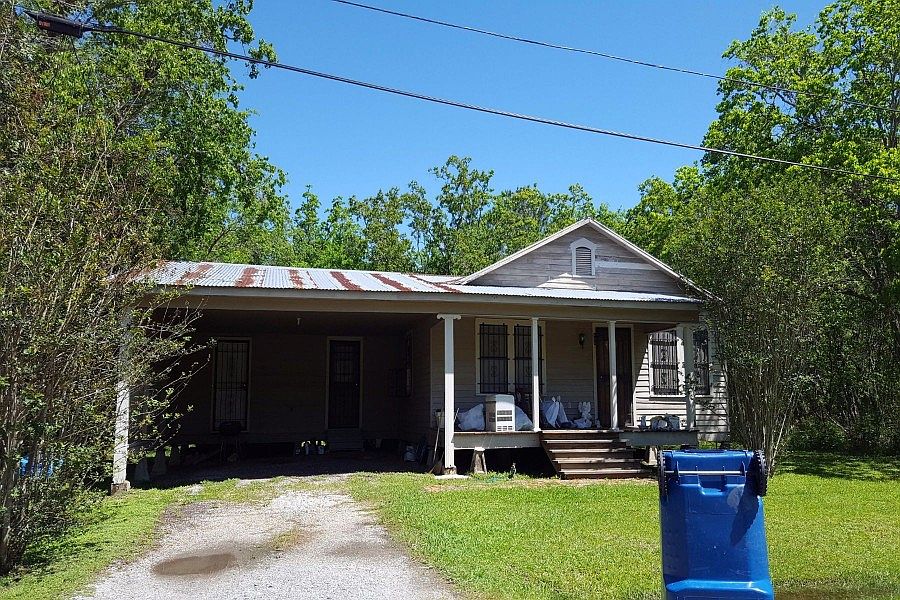 1st image of 800 Pratt Dr