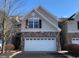 9 Miller Cir, Pennington, NJ