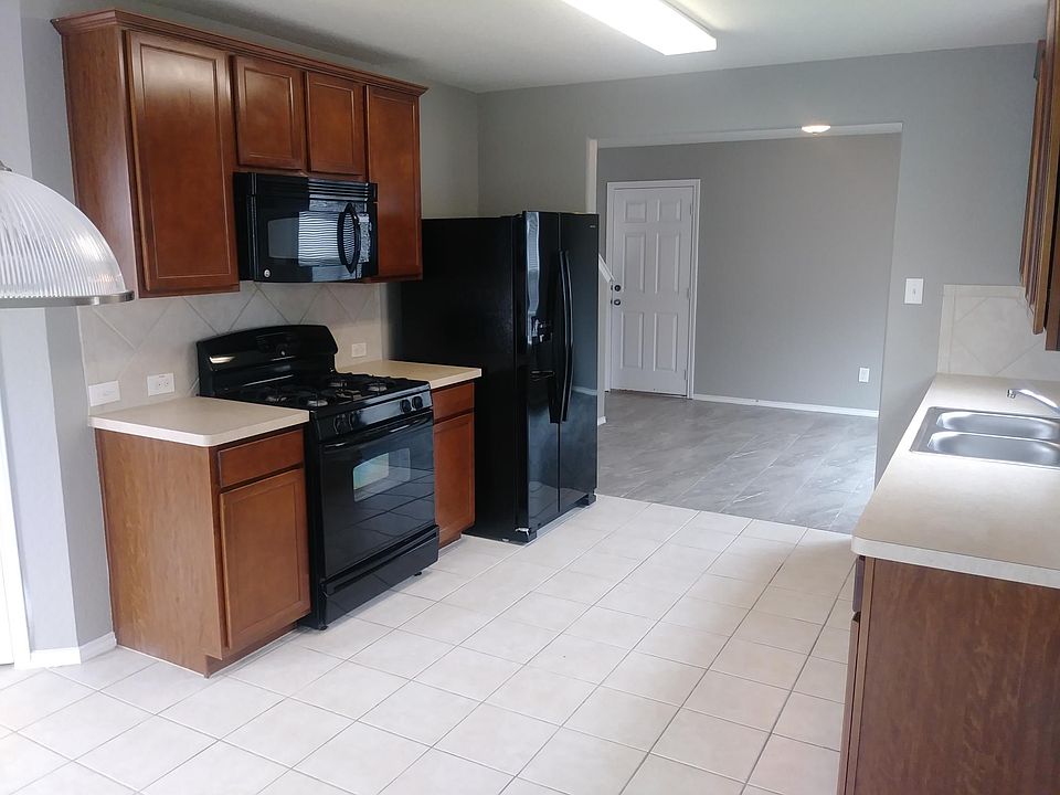 1st image of 6527 Candlearch Cir