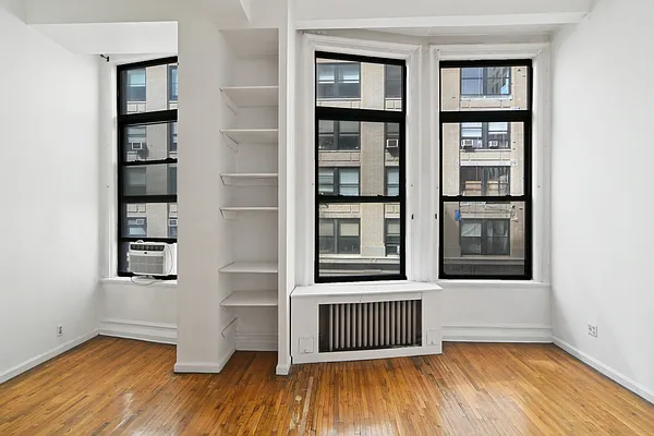 Rented by Voro NYC | media 8