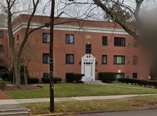 570 Whitney Ave APT B2, New Haven, CT 06511