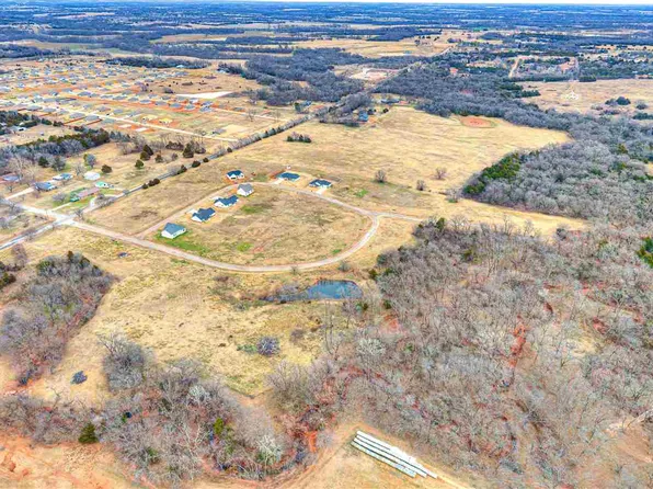 W 44th St, Stillwater, OK 74074