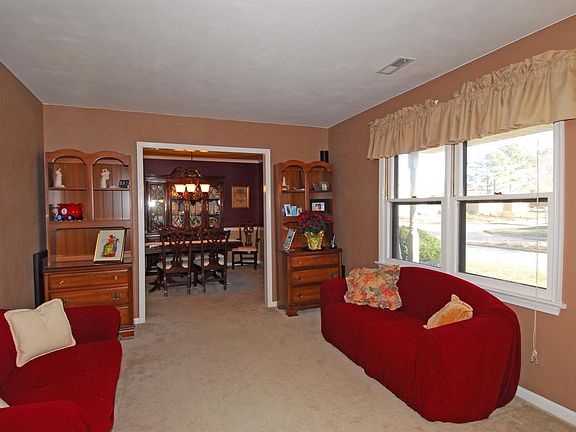 Living room to formal dining room