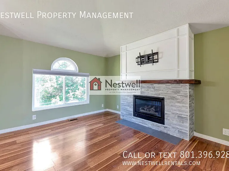 1059 N 175 E — Photo 6
