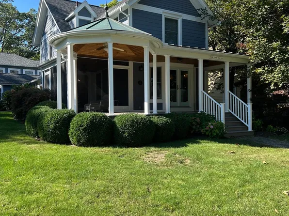 132 E 4th St, Lakeside Marblehead, OH 43440