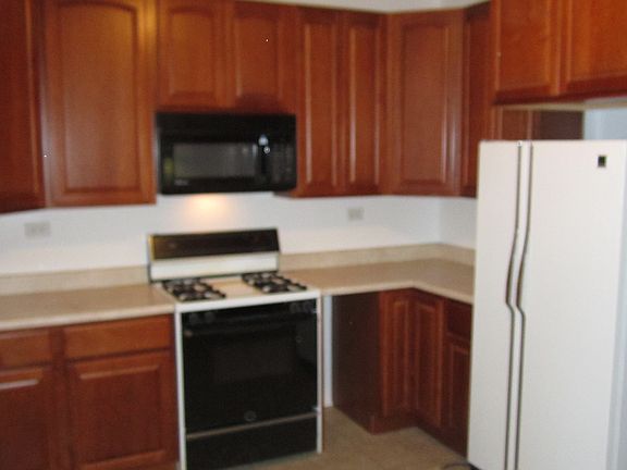 4th image of 2246 W Lawrence Ave #2
