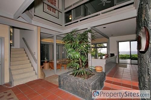 4th image of 75-5572 Kuakini Hwy