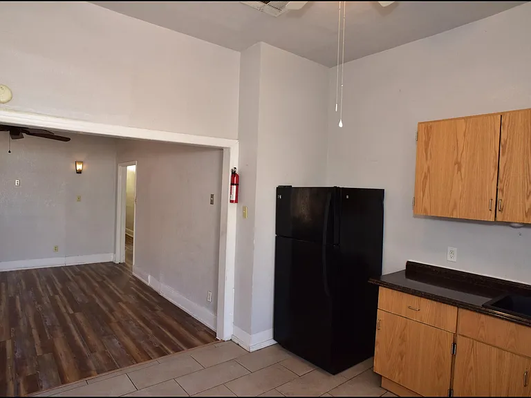 1925 Arizona Ave #2 — Photo 14