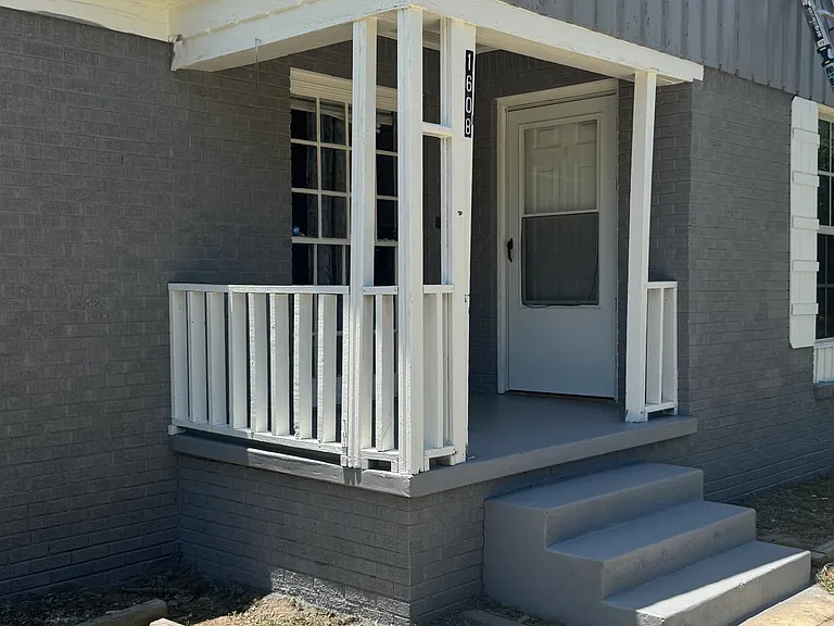 1608 Mockingbird Ln — Photo 17
