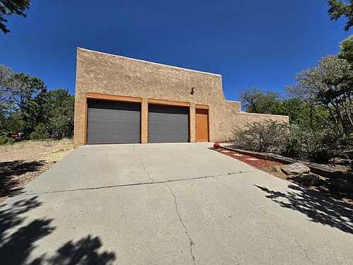 152 Laguna St Photo 1