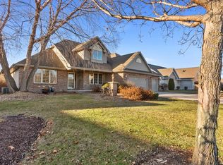 436 Mc Auliffe Heights Trl, Green Bay, WI 54311