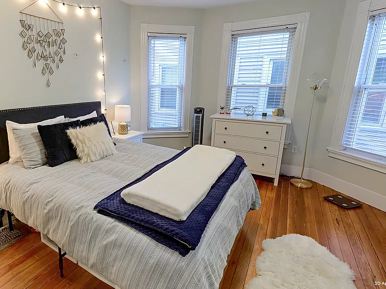 103 Marion St #1R — Photo 4