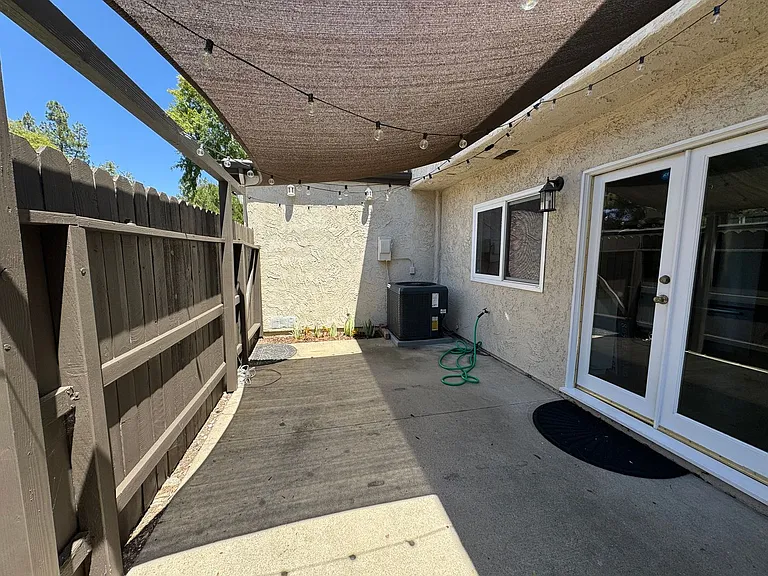 27572 Rondell St — Photo 9