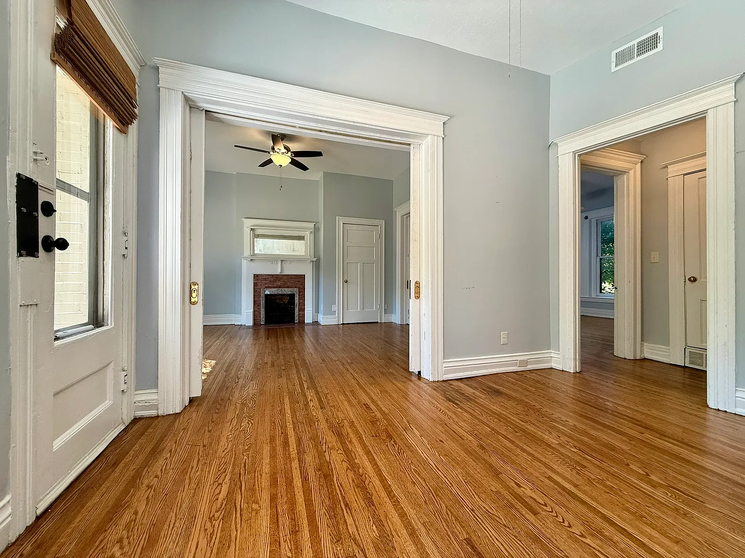 2 bed, 1200 sqft, $1,250 — Photo 3