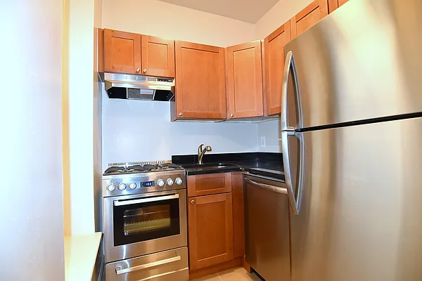 Rented by Manhattan Spaces | media 23