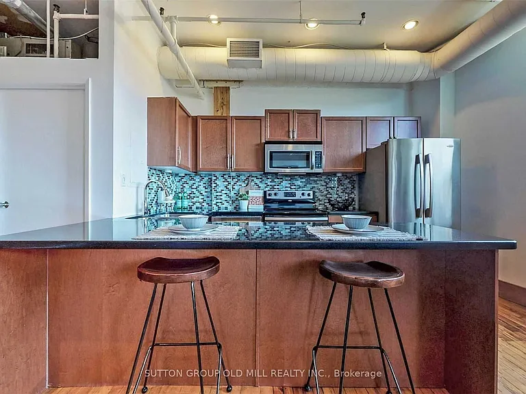 121 Prescott Ave #11 — Photo 4