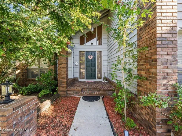 594 Hummingbird Dr, Melbourne, FL 32903