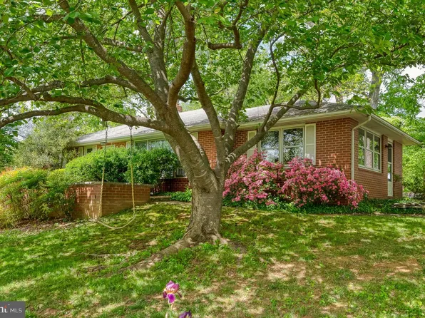 2911 Nelson Ln, Fallston, MD 21047
