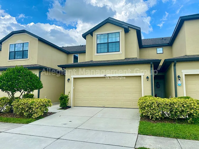 2363 Seven Oaks Dr — Photo 1