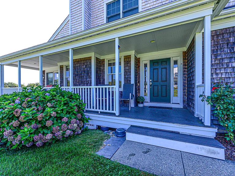 171 Ferry Landing Cir — Photo 3