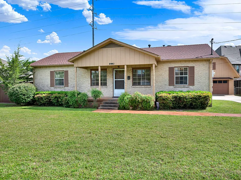 3982 Cortez Dr — Photo 1
