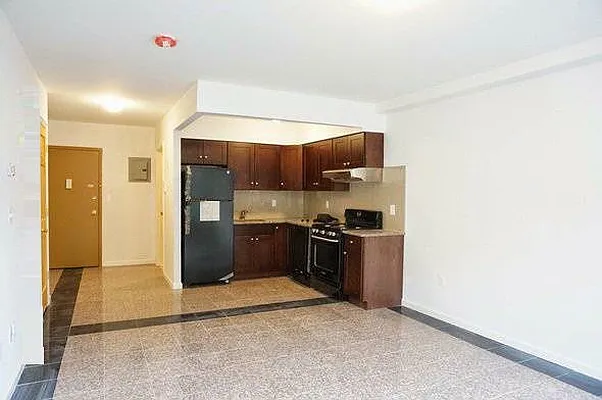 Rented by Azure Realty NY LLC | media 36