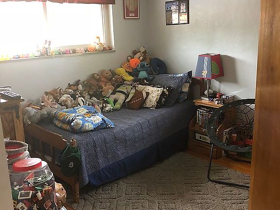 3rd image of 8132 Wanda Ave