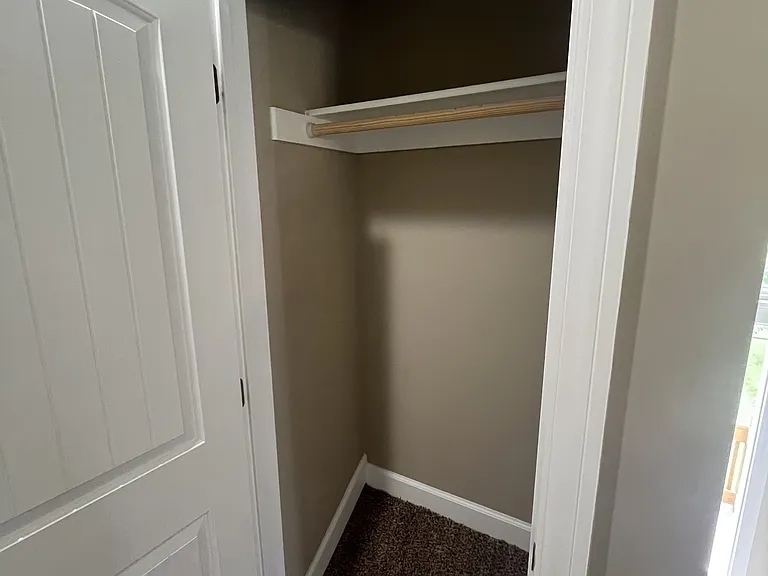 455 Ash Ct — Photo 6