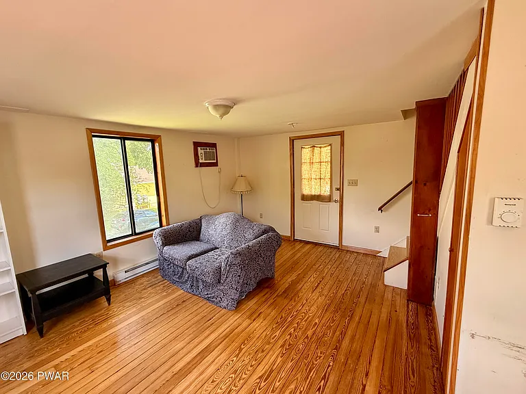 203 E Ann St #R — Photo 8