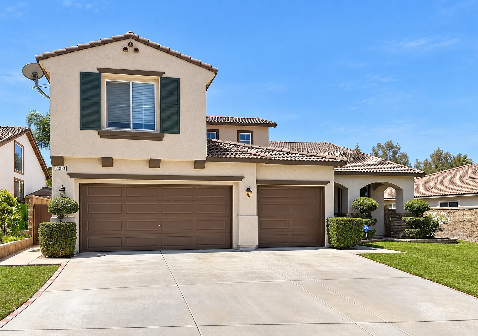 Beautiful and Spacious 5 Bedroom Menifee Home for Rent — Photo 1