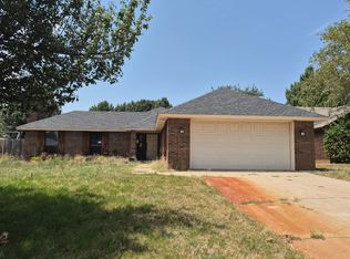 8209 Harvest Hills Rd, Oklahoma City, OK 73132
