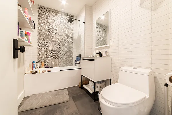 Rented by Maplewood Management | media 44