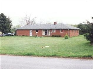 2212 Bryson Rd, Aliquippa, PA 15001