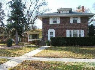 901 S Minnesota St, Mitchell, SD 57301