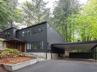 745 SW Westwood Dr, Portland, OR 97239