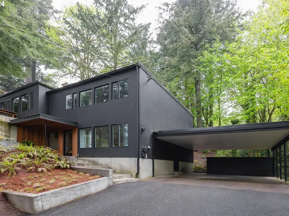 745 SW Westwood Dr, Portland, OR 97239