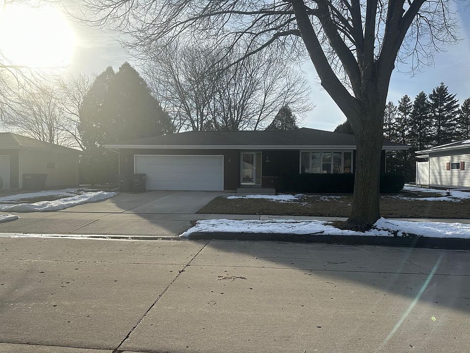 1st image of 2220 N 30th St