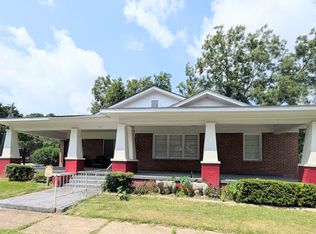 301B N 5th St #B, Vienna, GA 31092