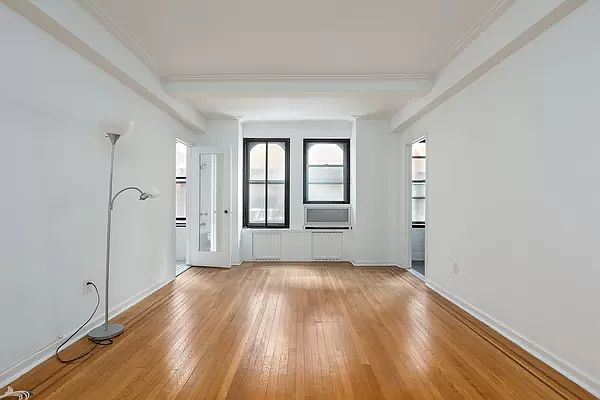 1st image of 7 Park Ave APT 3B