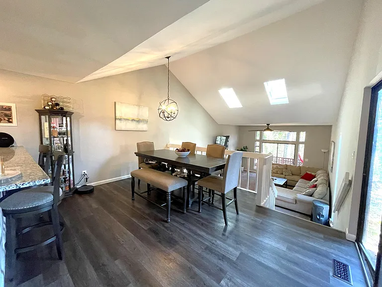 1671 Terrell Ridge Dr SE — Photo 1