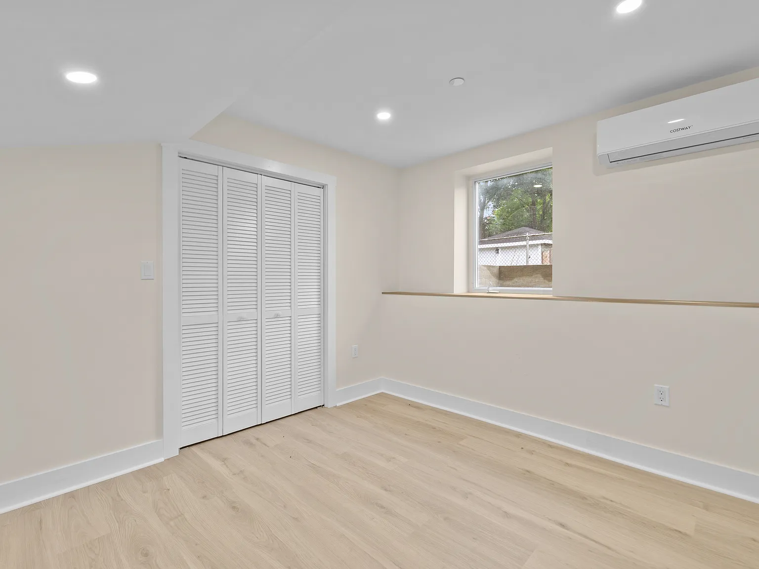 96 Elmer Rd — Photo 3
