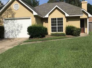 36 Lamplighter Rd, Pearl, MS 39208