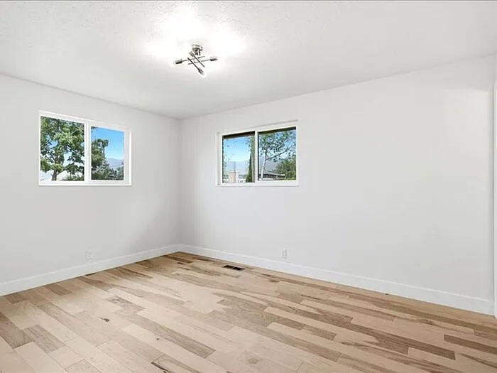 3483 S 100 W — Photo 16
